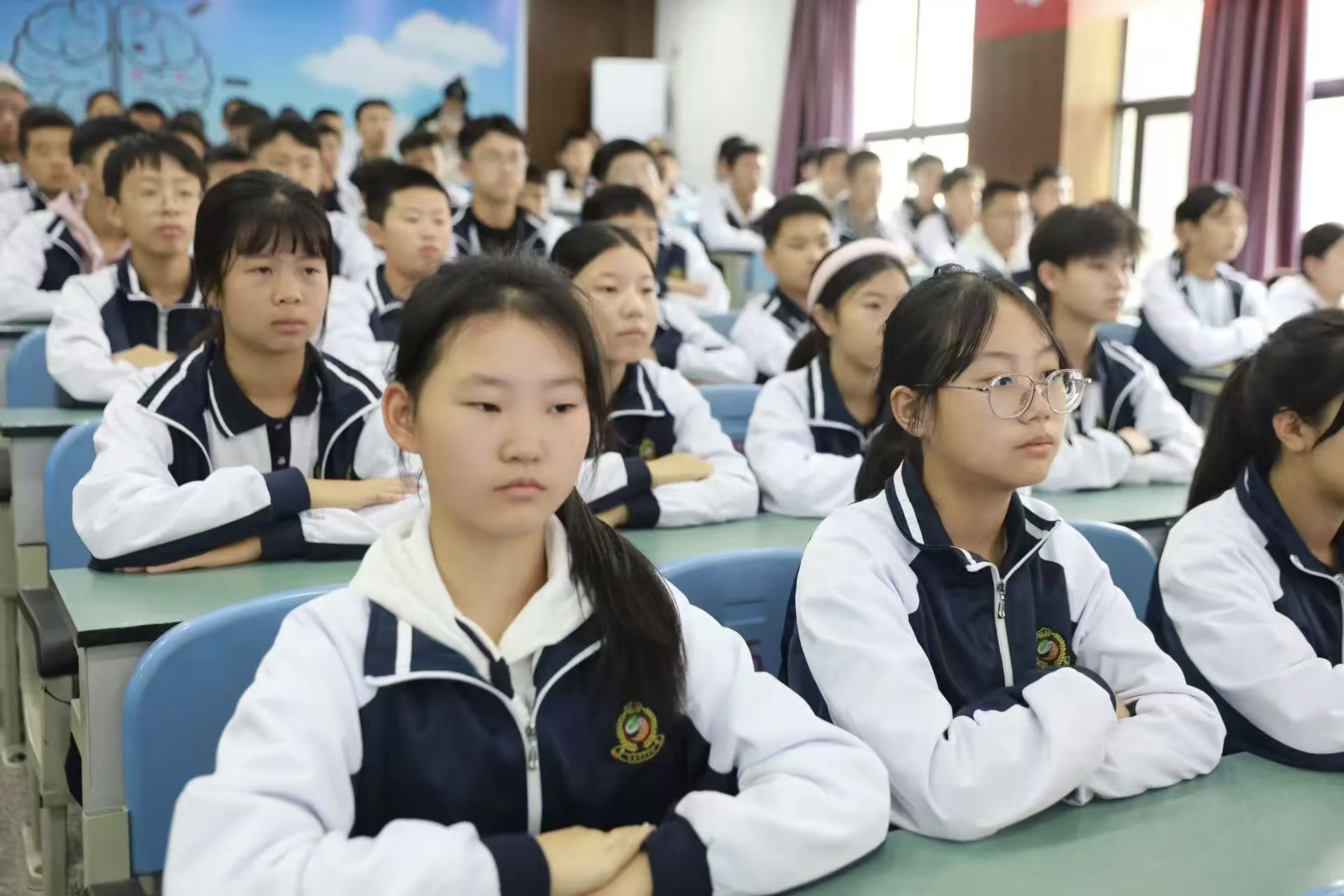 微信图片_20251022115458_51_2.jpg 微信图片_20251022115458_51_2.jpg